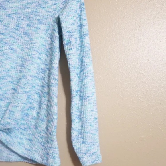 Girls Blouse💫 - Picture 3 of 4